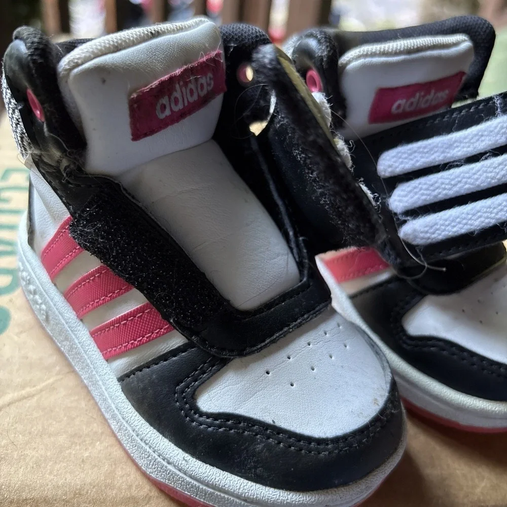 Adidas Hoops Mid 2.0 Toddler Shoes Black White Pink DB1943 Size 5K